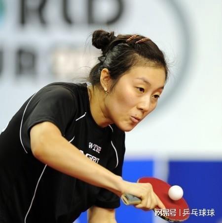 球增添了亮 球增添了亮